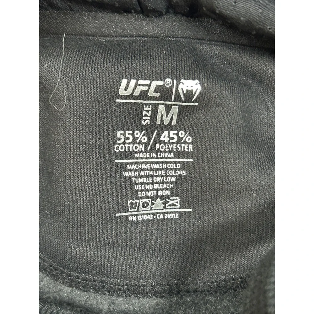 Venum UFC Hoodie Men M Black Graphic Pullover Sweatshirt MMA Training Activewear